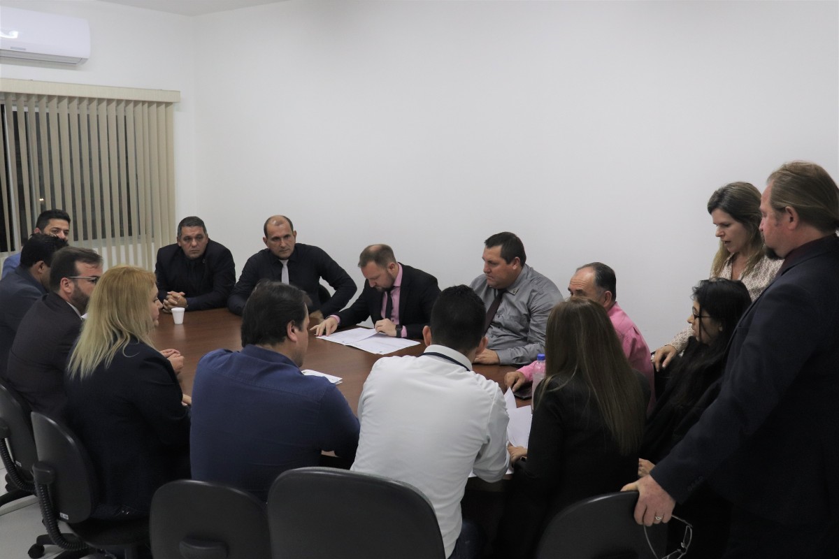 Aprovado empréstimo de R$ 20 milhões para obras de pavimentação e drenagem Aprovado empréstimo de R$ 20 milhões para obras de pavimentação e drenagem