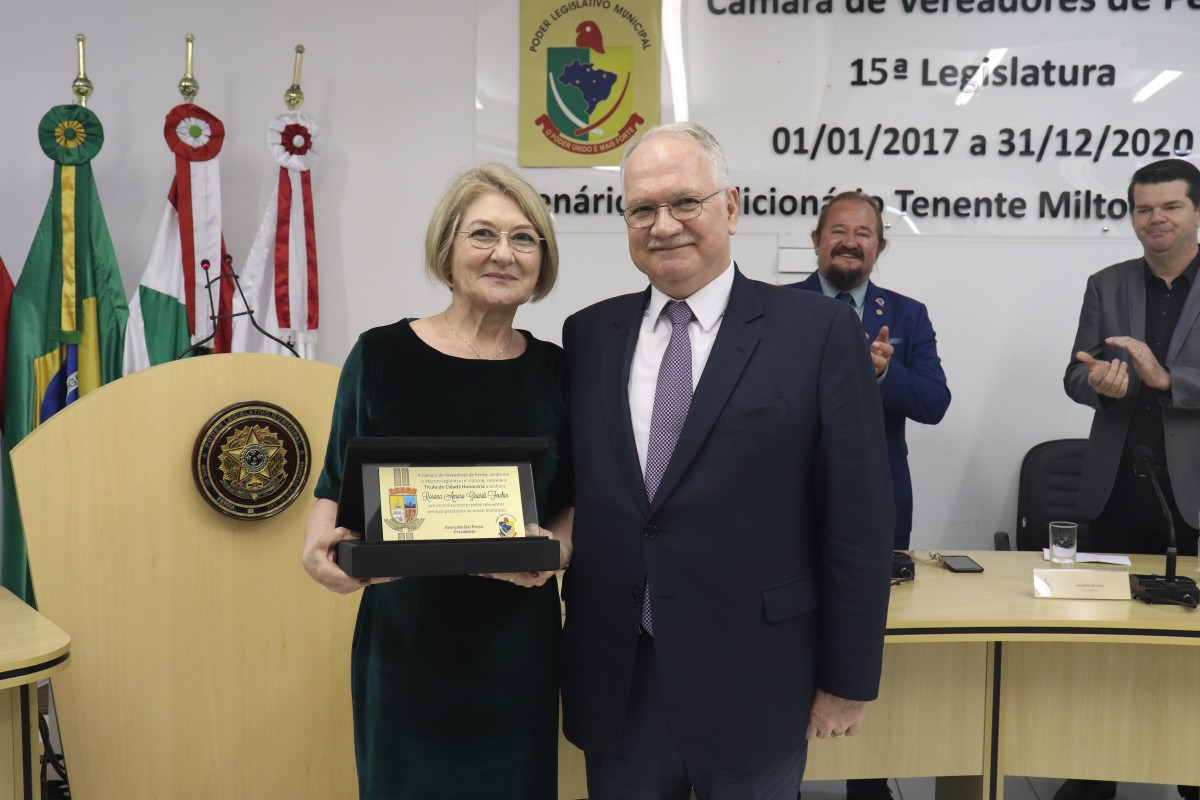 Câmara concede cidadania honorária à desembargadora Rosana Fachin Câmara concede cidadania honorária à desembargadora Rosana Fachin