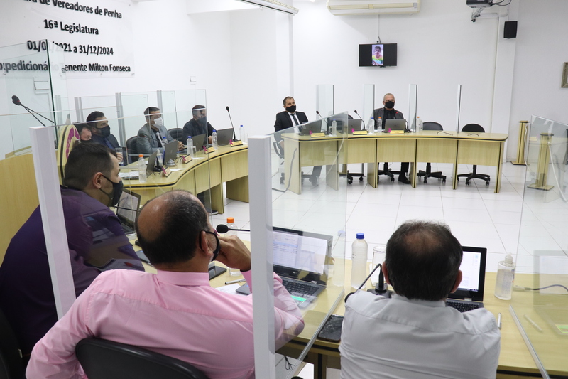 Câmara de Penha rejeita dois vetos do Executivo Câmara de Penha rejeita dois vetos do Executivo