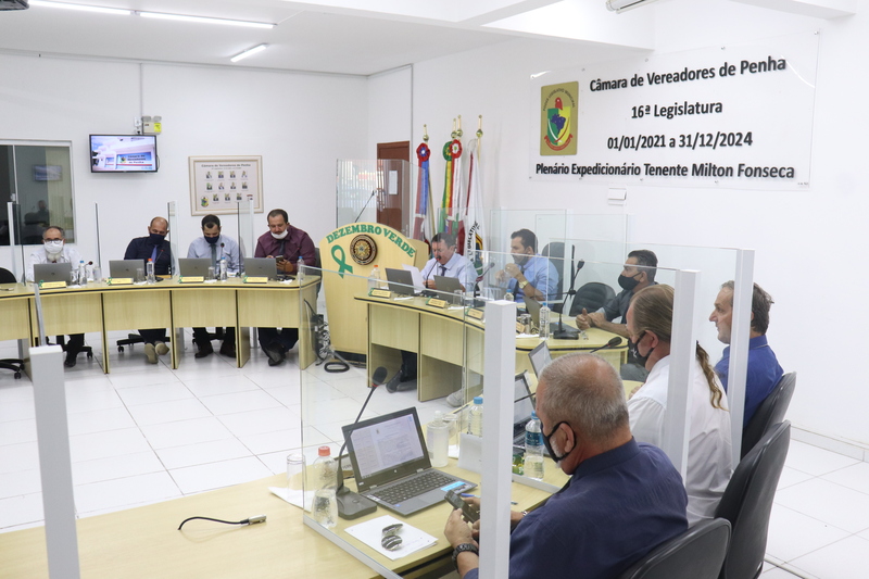 Legislativo Penhense aprova mais três projetos de lei Legislativo Penhense aprova mais três projetos de lei