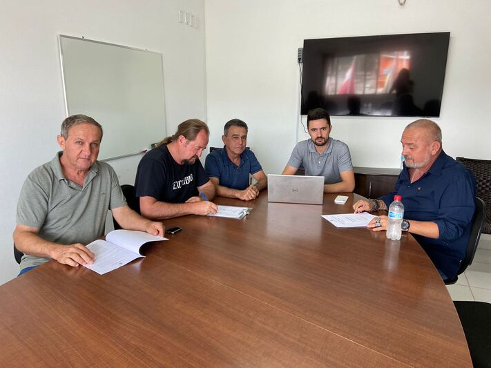 CPI da Educação aprova relatório preliminar CPI da Educação aprova relatório preliminar