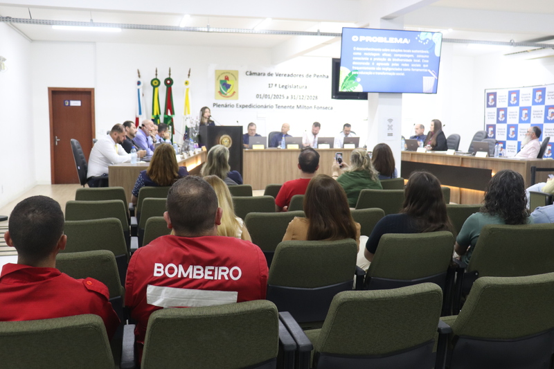 Câmara de Penha aprova projetos sobre transparência, segurança e orçamento 