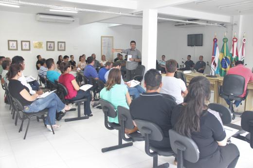 Câmara promove curso sobre processo legislativo e administração pública