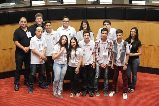 Vereadores mirins participam de encontro em Florianópolis
