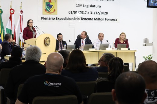 Câmara implanta programa de coleta de tampinhas e lacres