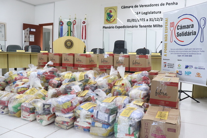 Campanha Câmara Solidária arrecada uma tonelada de alimentos
