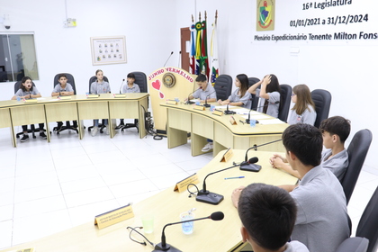 Câmara mirim de Penha realiza 2ª reunião ordinária