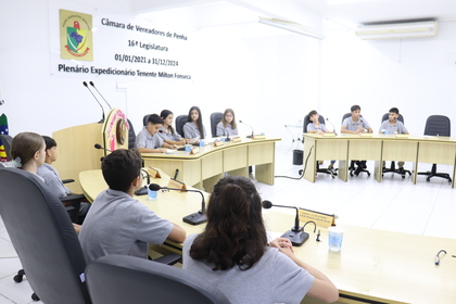 33 alunos disputam eleições para a Câmara Mirim 2025