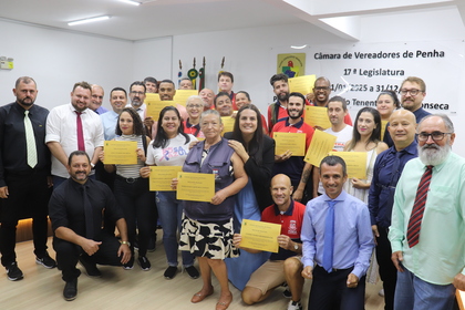 Câmara de Penha presta homenagem aos ACS’s e ACE’s
