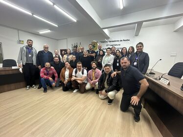 Vereadores e servidores da Câmara de Penha participam de curso sobre assédio moral e violência política