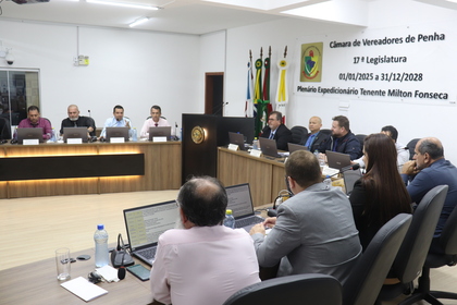 Câmara de Penha rejeita veto do prefeito a emendas do PPA 