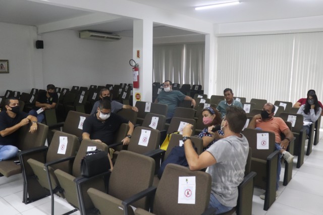 Reunião com a equipe do CREAS 03/03/2021