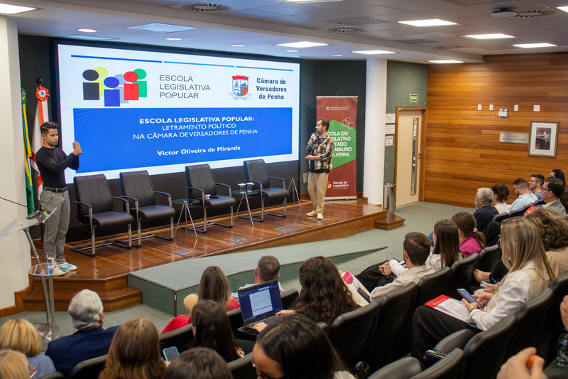 II Encontro de Escolas do Legislativo Regional Sul e IV Encontro Estadual de Escolas do Legislativo de Santa Catarina