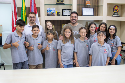 Visita da Câmara Mirim ao Poder Executivo - 27/02/2025