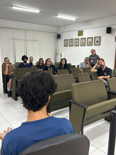 Cineclube Escola Legislativa Popular