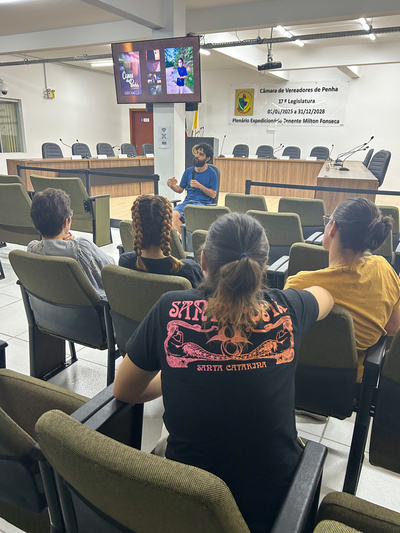 Cineclube Escola Legislativa Popular